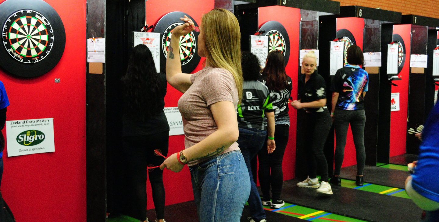 LIVE UPDATES River Hotel Zeeland Darts Masters 2023 Dames singels